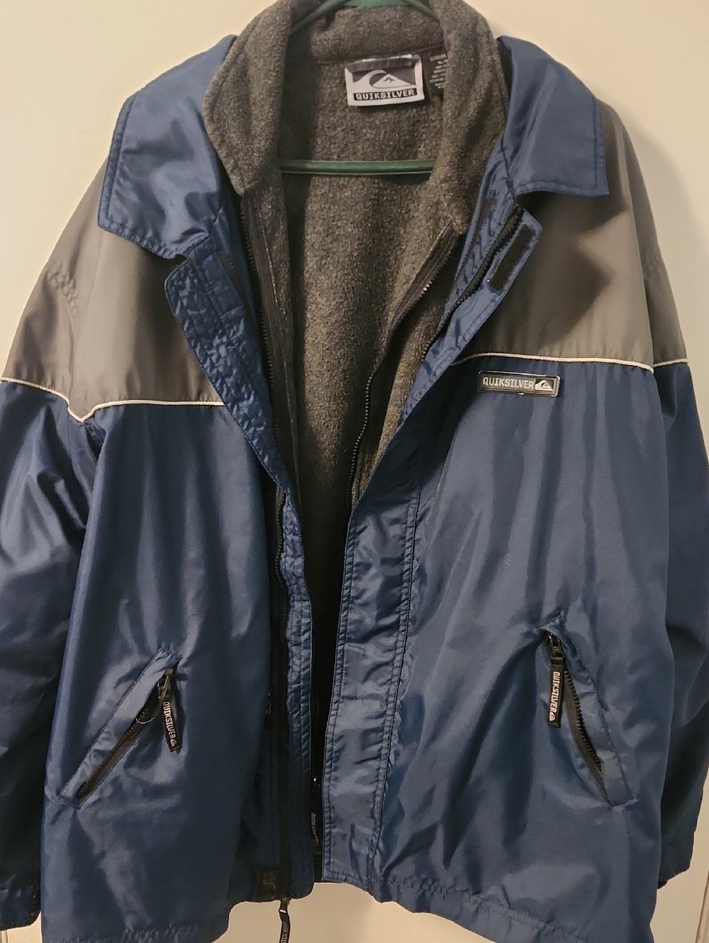 Quiksilver Men's Blue and Gray Windbreaker Snoeboarding Ski Coat/jacket